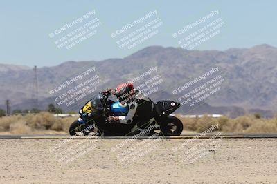 media/Apr-20-2025-CVMA (Sun) [[39090e8767]]/Race 11-500-350 Supersport (Holeshot)/
